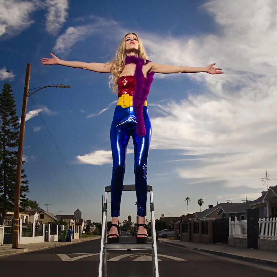 Image ave_escape0040.jpg